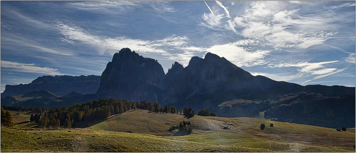 Říjen 2024, Seiser Alm, výlet na Piz Ridl - Col da la Dodesc 2108 mnm. - s ranním výhledem na Saslonch Langkofell 3181 m